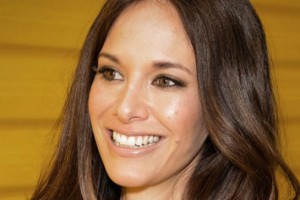 jade_raymond_jpg_size_xxlarge_promo