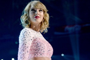2014 iHeartRadio Music Festival - Night 1 - Show