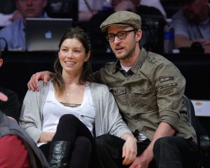 Celebrities At The Lakers Game
